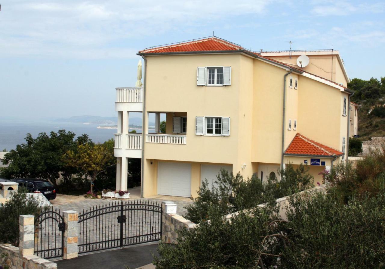 Villa Lovric Primosten Exterior photo